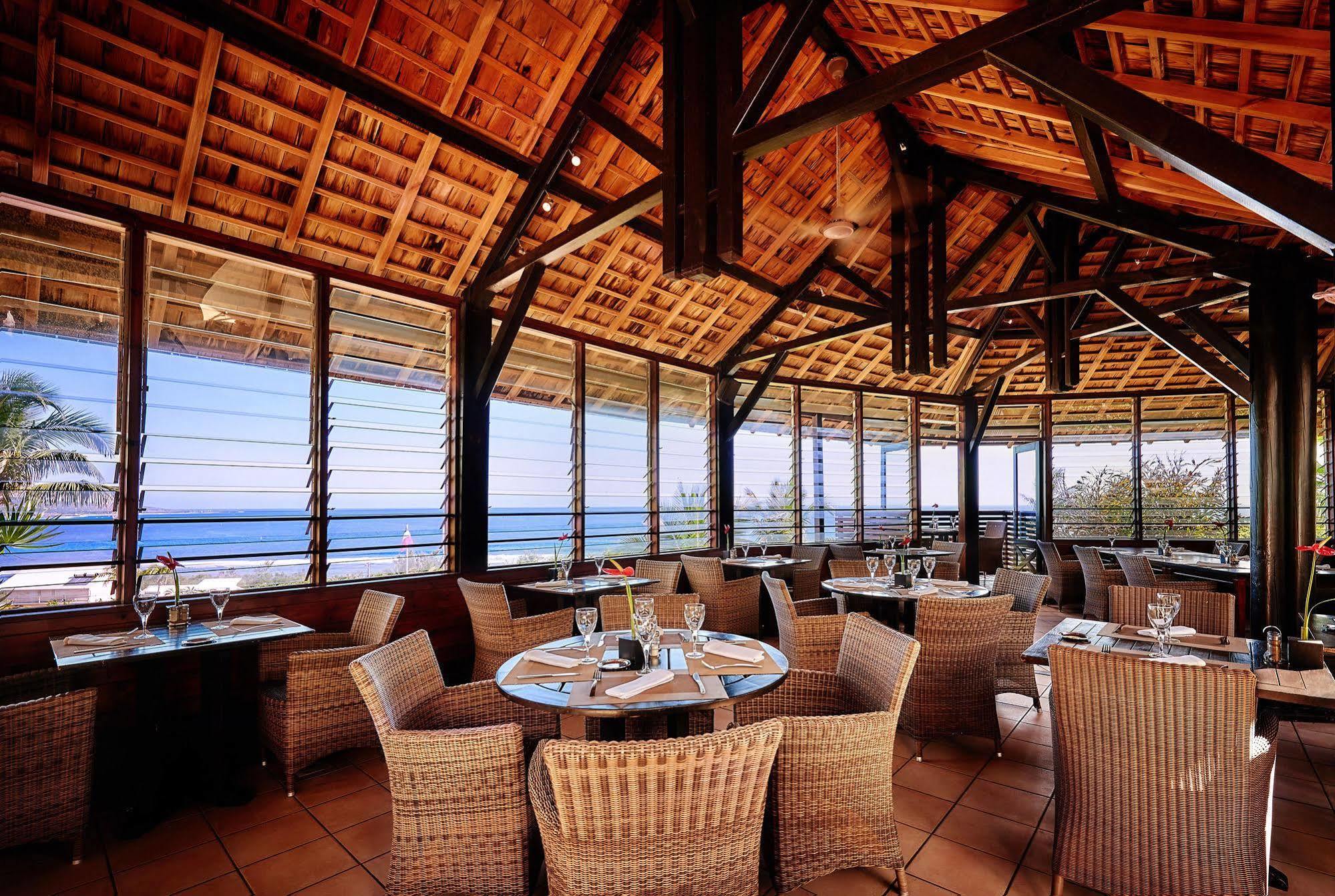 סן-לו Iloha Seaview Hotel מראה חיצוני תמונה
